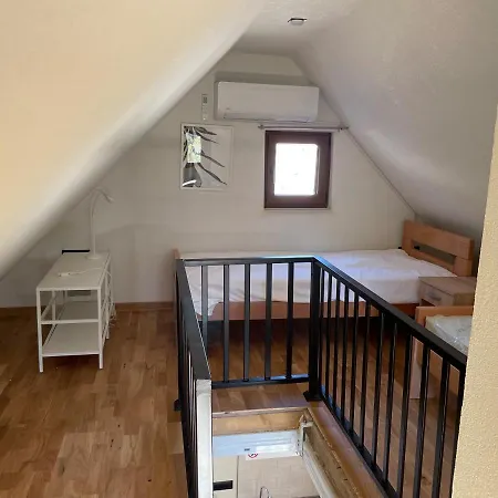 Josanica Bed and Breakfast *