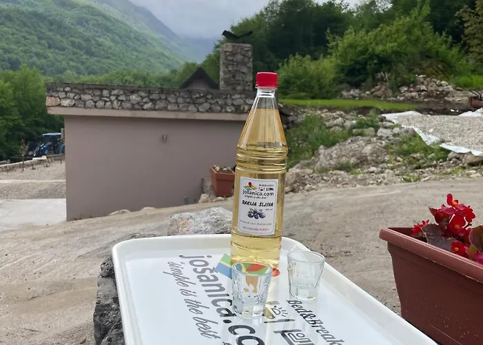 Josanica Bed & Breakfast *