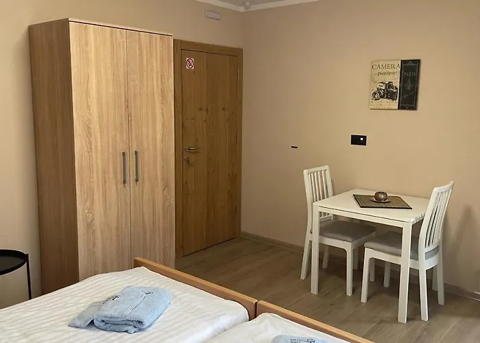 Josanica Bed & Breakfast *